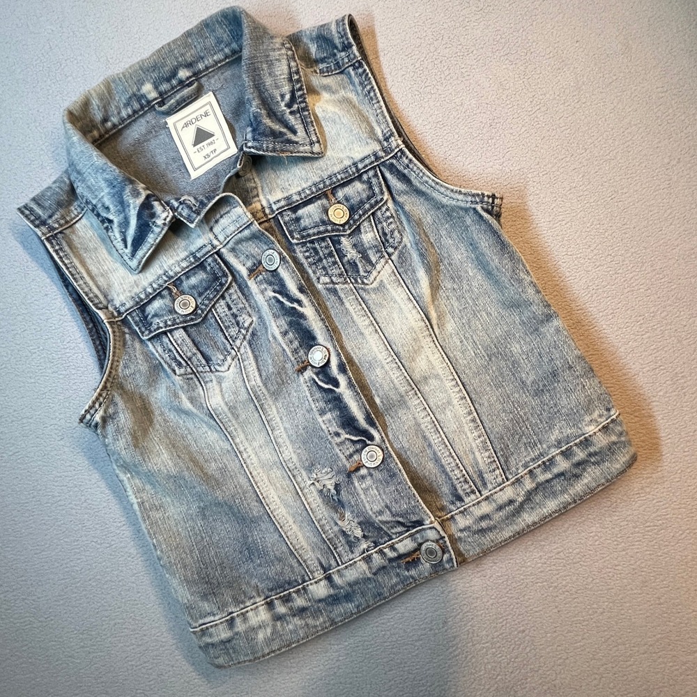 Ardene Light Wash Denim Trucker Vest Distressed Cropped Button Front Women's XS